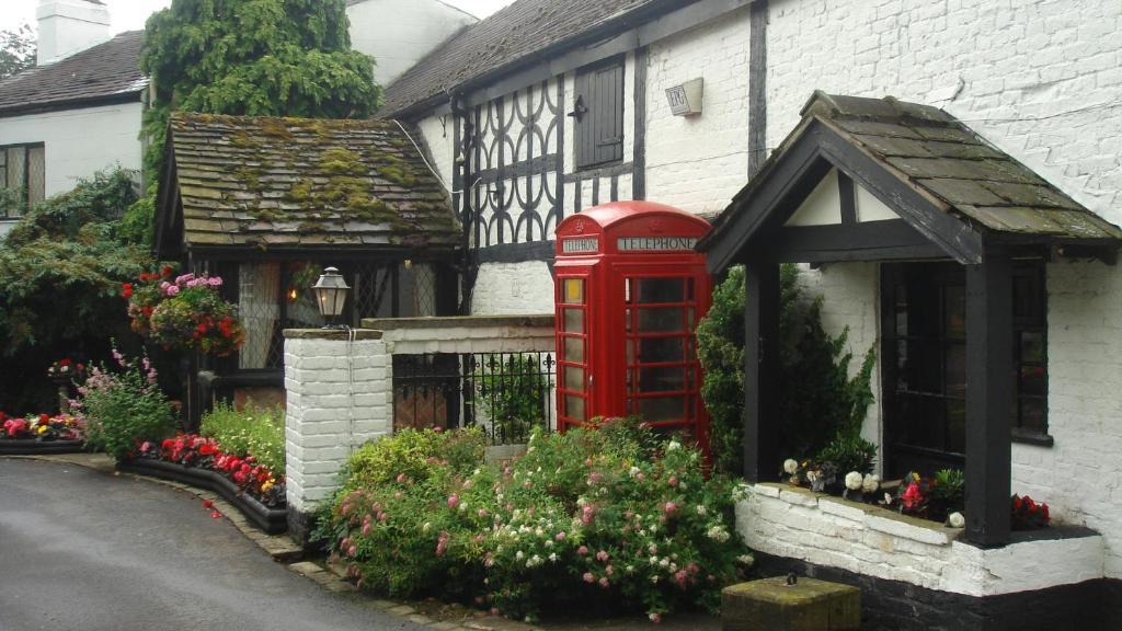 Deanwater Hotel ウィルムスロウ エクステリア 写真